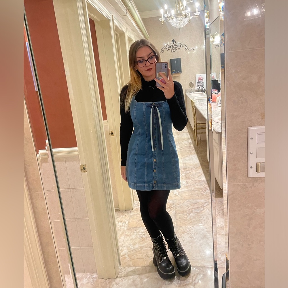 Meet your Posher, Samantha